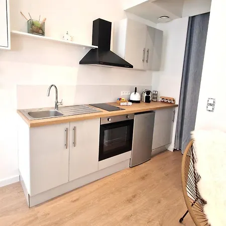 Les Bons Enfants Balneo * ルーアン